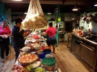 Jídlo v hotelu nebo okolí