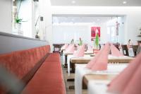 Restaurace v ubytování Gasthaus und Pension Zur Linde