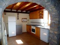 A kitchen or kitchenette at Can Mahola