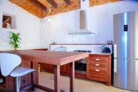 Kuchnia lub aneks kuchenny w obiekcie Sa Cabaneta S original ETV 9570 by Mallorca