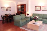Posedenie v ubytovaní Villa Agostoli
