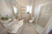 Kúpeľňa v ubytovaní Apartments Villa Marnii
