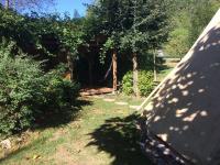 Zahrada ubytov&aacute;n&iacute; Camping jardin La Vie en Vert en Ari&egrave;ge
