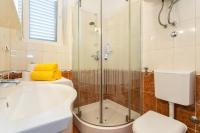 Guesthouse Tonkoにあるバスルーム