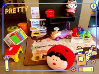 a toy table with toys and a childs play set at 宜人生活溜滑梯親子民宿 Easylife B&amp;B in Dongshan