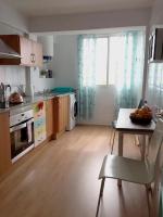 Kuchyň nebo kuchyňský kout v ubytování Lindo y acogedor Apartamento Grao Playa Gandia piso 5to sin ascensor