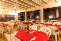 Reštaurácia alebo iné gastronomické zariadenie v ubytovaní Hotel Parras Arnedillo