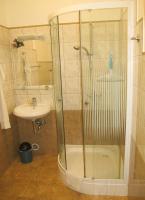 Łazienka w obiekcie Foki Apartman