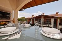 Restauracja lub miejsce do jedzenia w obiekcie Appartamento Romantica
