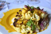 Jídlo v hotelu nebo okolí