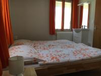 Postel nebo postele na pokoji v ubytování Hôtel du Gd-St-Bernard