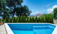 Bazén v ubytování Villa Dita - with the pool close to Split nebo v jeho okolí