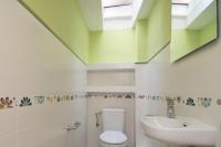 A bathroom at La Caseta del Priorat