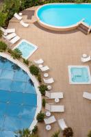 Bazén v ubytovaní Savoia Hotel Rimini alebo v jeho blízkosti