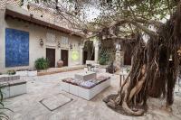 Ein Garten an der Unterkunft XVA Art Hotel