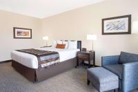 Ein Bett oder Betten in einem Zimmer der Unterkunft Wingate by Wyndham Page Lake Powell