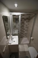 A bathroom at PR La Paz