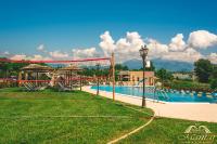 Bazén v ubytování Mantar Spa Hotel nebo v jeho okolí