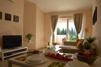 TV a/nebo společenská místnost v ubytování Apartments Nautica