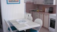 Kuchyňa alebo kuchynka v ubytovaní Nevena Apartments