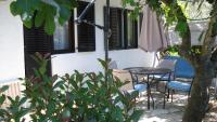 Vonkajšia záhrada v ubytovaní Nevena Apartments
