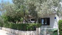 Vonkajšia záhrada v ubytovaní Nevena Apartments