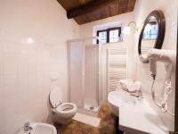 A bathroom at Il Becco Felice
