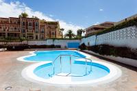 Basen w obiekcie Apartamento vistas al mar Valle Luz lub w pobliżu