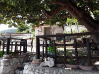 A garden outside B&B La Scapola
