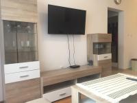 TV a/nebo společenská místnost v ubytování Belvedere holiday apartment