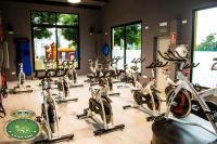 Posilňovňa alebo fitness centrum v ubytovaní Bonito apartamento en Nueva Andalucia