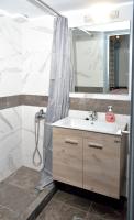 Kúpeľňa v ubytovaní Apartments Konstantinidis