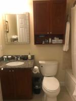 Crescent Suites Hotelにあるバスルーム