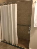 Crescent Suites Hotelにあるバスルーム