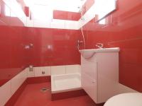 Łazienka w obiekcie Apartments Biljana 1480