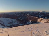 A general mountain view or a mountain view taken from Az apartmant