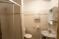 Koupelna v ubytování Hotel VZ Bedřichov