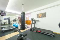 Fitness centrum a/nebo fitness zařízení v ubytování Apartments Villa Elena