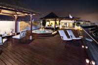 The swimming pool at or close to Hotel Don Pepe Gran Meliá