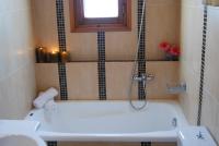 Koupelna v ubytování Olive Villas