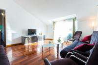 Telewizja i/lub zestaw kina domowego w obiekcie Apartments Villa Orion
