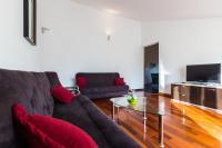 Telewizja i/lub zestaw kina domowego w obiekcie Apartments Villa Orion
