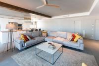 A kitchen or kitchenette at Ag Casa Del Mar Premium