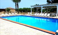 Bazén v ubytovaní Hotel Villa Elisabetta alebo v jeho blízkosti