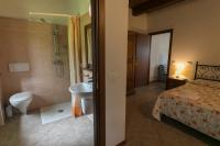 A bathroom at Agriturismo L'Antico Frutto