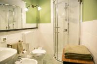 A bathroom at B&B Santa Caterina