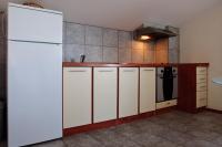Kuchnia lub aneks kuchenny w obiekcie Apartmani Blaslov