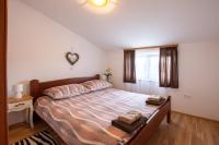 Posteľ alebo postele v izbe v ubytovaní Apartment Lavanda 2
