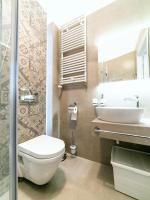 Kúpeľňa v ubytovaní Apartamenty Wrona | Wrona Apartments