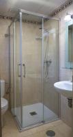 A bathroom at Hostal Forum